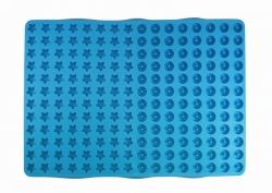 NOBBY: Silicone Mat for Snacks DONUT & STERN