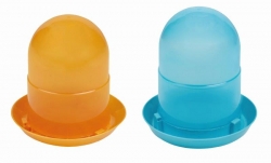 NOBBY: Plastic Feeder for Chickens