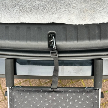 NOBBY: Foldable Aluminim Step